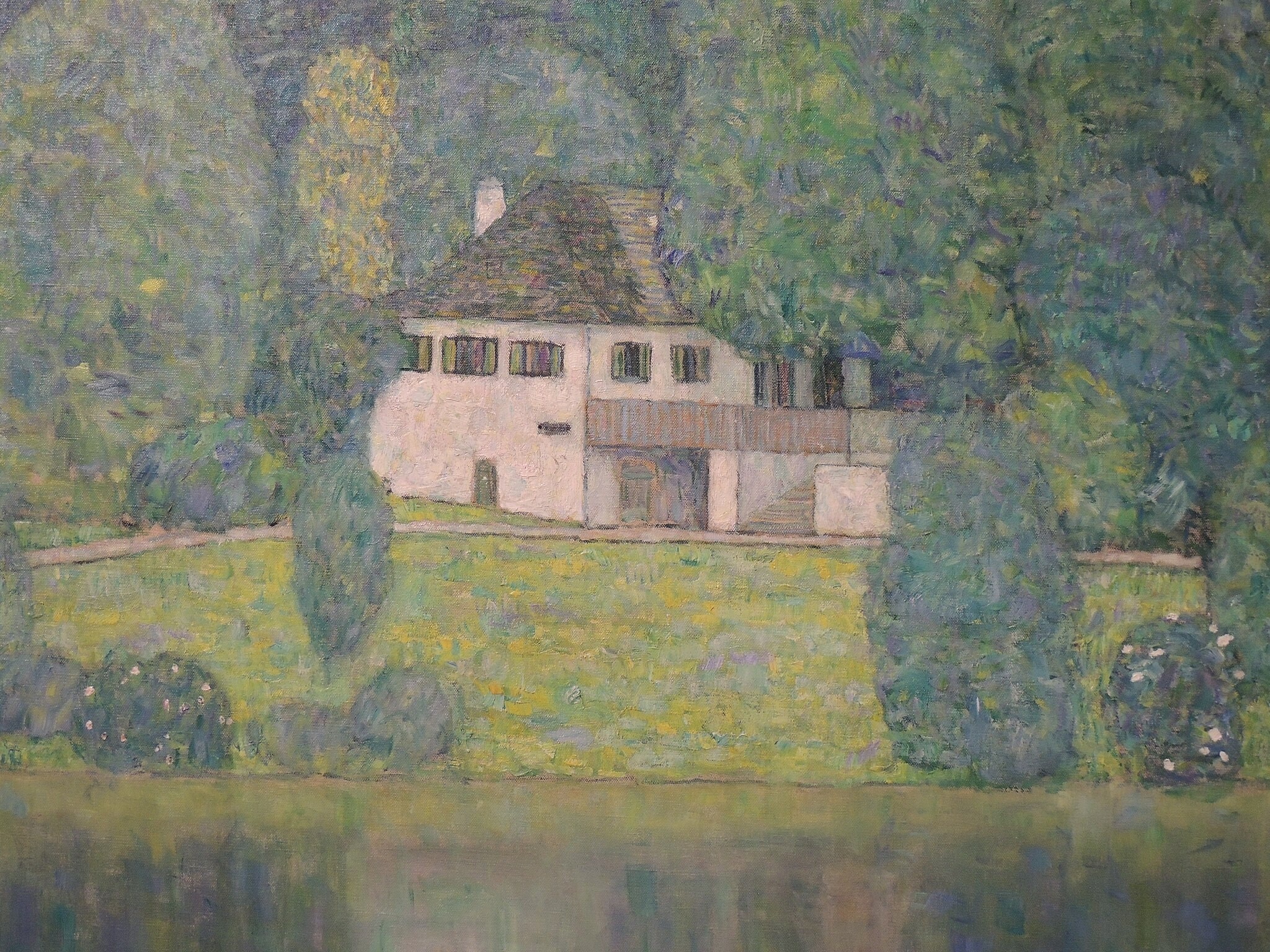 Click numbered symbols to learn about their meaning Litzlbergkeller by Gustav Klimt (1915–1916) featuring Pale rectilinear house, Window rhythm, Vertical tree screen, Veranda/railing band
